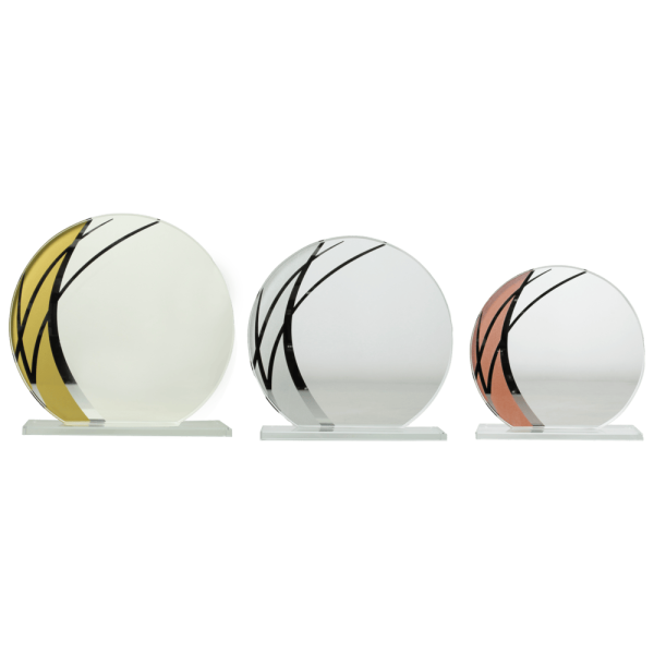 van der Storm Sportprijzen GILLIAN LUXE GLAS AWARD IN GOUD-ZILVER-BRONS  17-21CM MET LUXE DOOS