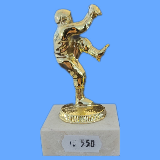 van der Storm Sportprijzen Werper op voet  (klein)  Goudkleur ca. 8 cm